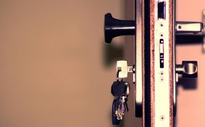 Gesloten deur - wat te doen als je jezelf hebt buitengesloten van je huis